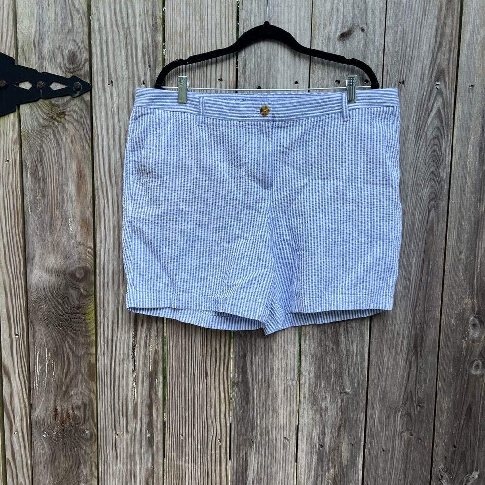 TALBOTS Blue and White Seersucker Chino Shorts Women’s 16
